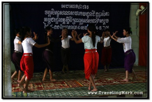 Photo: Amateur Apsara Dancers Performing their Act at Wat Keseram