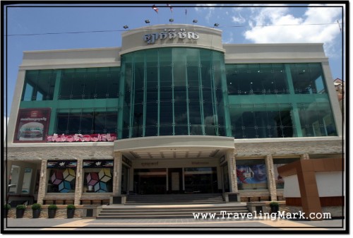 Photo: Lucky Mall is Located on Sivatha Boulevard in Siem Reap