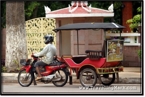 Photo: Siem Reap Tuk Tuk Driver Looking Out for Foreigners