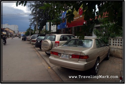Photo: Cars Blocking the Sidewalk in Siem Reap Photo: Cars Blocking the Sidewalk in Siem Reap