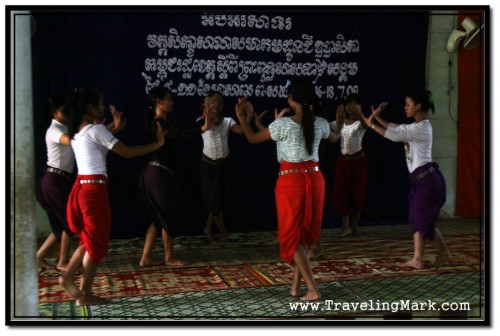 Amateur Apsara Dancing in Siem Reap