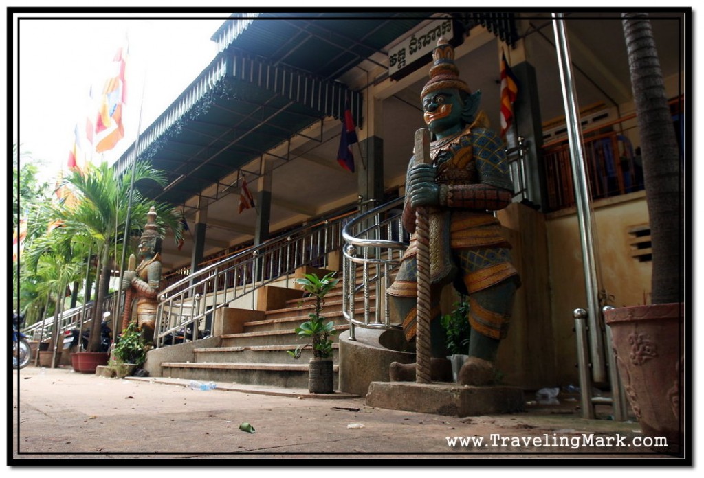 Photo: Wat Damnak Vihara, the Prayer Hall