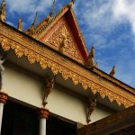 Photo: Wat Keseram Golden Roof Decoration