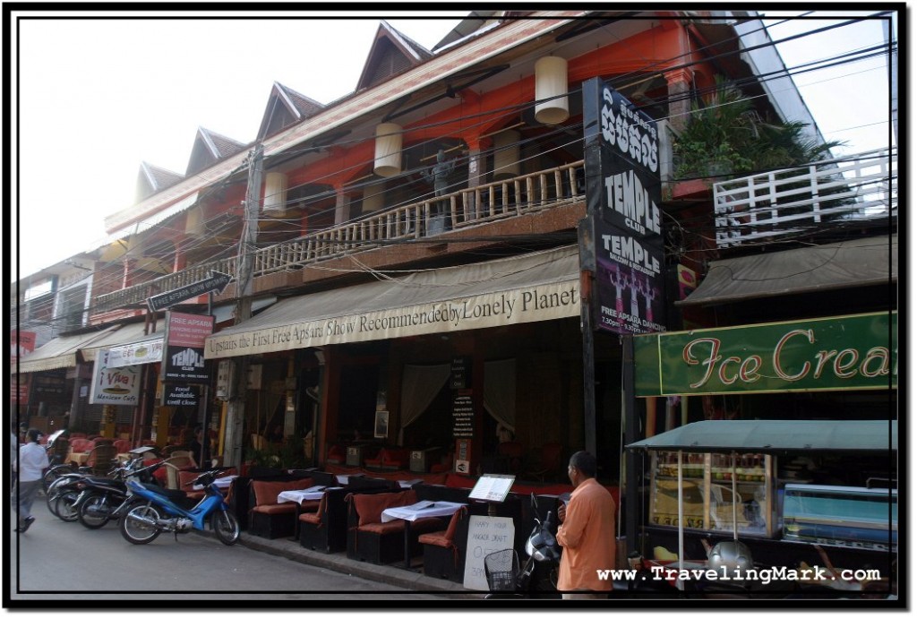 Photo: Temple Club in Siem Reap During the Day