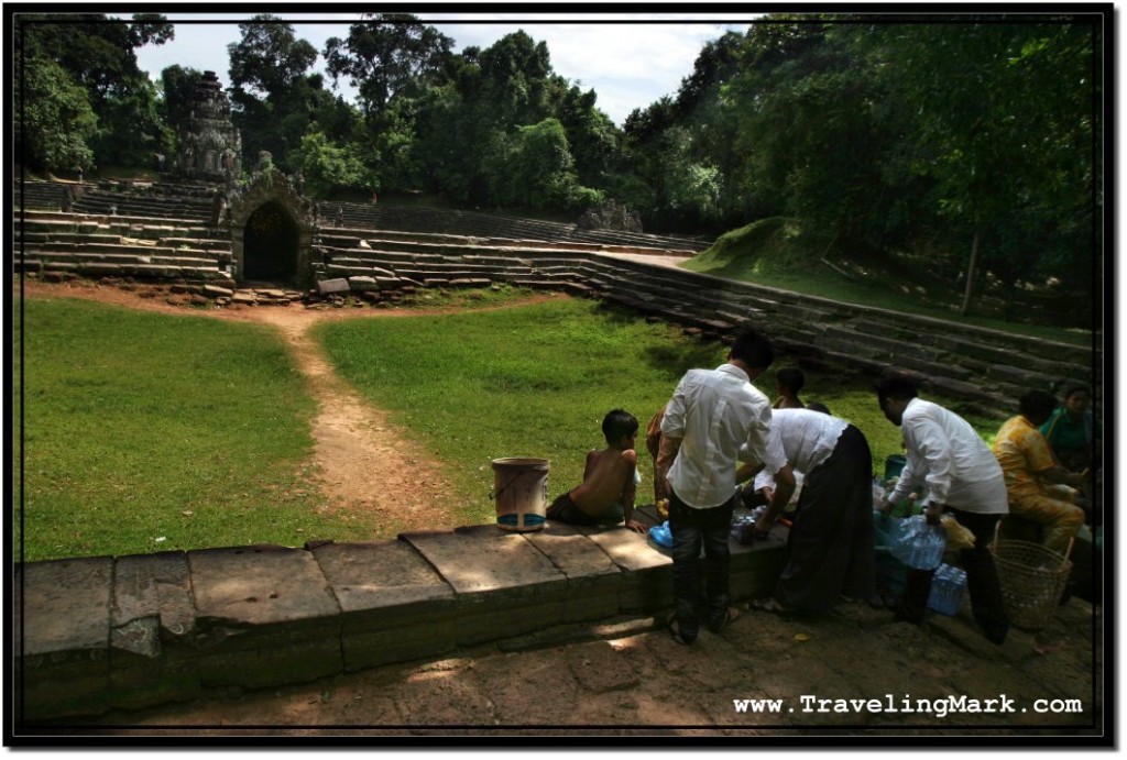 Photo: Cambodian Family Having a Picnic at the Dry Connected Pool of Neak Pean