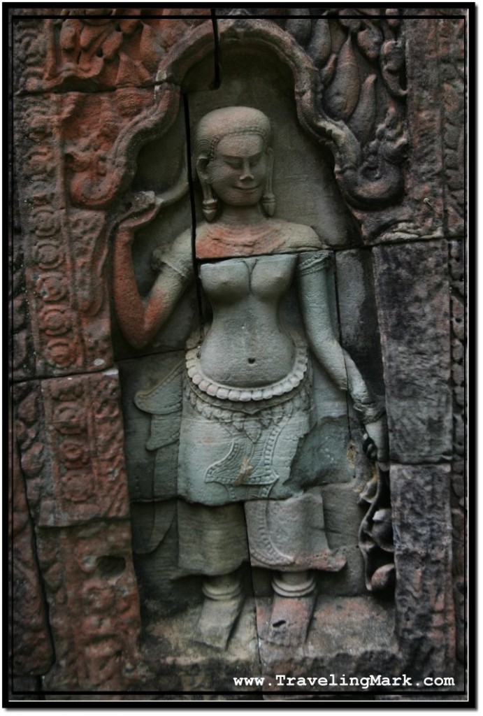 Photo: Apsara Bas Relief on the Wall of Ta Som Inner Enclosure Gopura