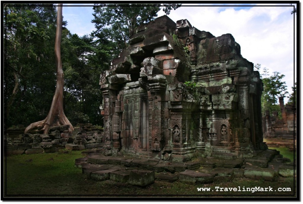 Photo: Well Preserved Library Stands Next to Collapsed Central Sanctuary of Ta Som, Angkor