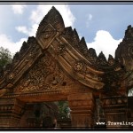 Photo: Top Parts of Gates to Banteay Srei Are Always Full of Quality Carvings