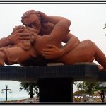 Statue of Lovers in Parque de Amor in Miraflores