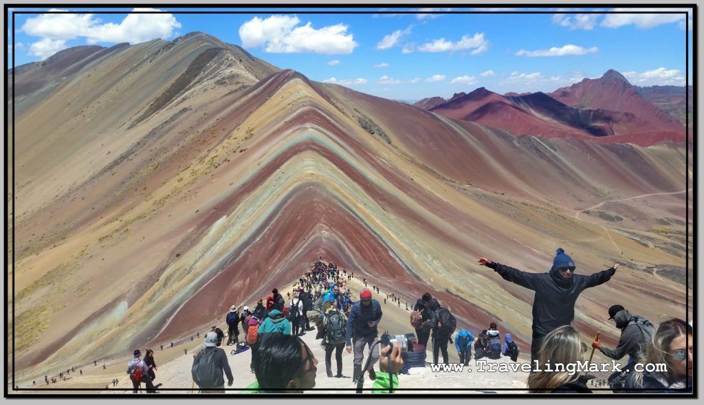 Photo: Amazing Scenery Awarded to Those Braving the High Altitude Hike to the Rainbow Mountain