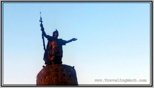 Photo: Bronze Statue of Inca Chieftain Near Bus Terminal in Cuzco