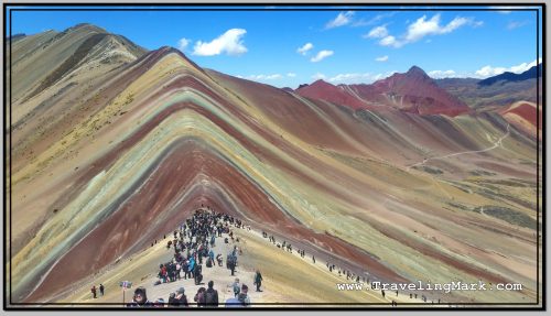 Photo: Trail to the Rainbow Mountain Was Littered with Tourists Braving the 5,000 Meters Elevation