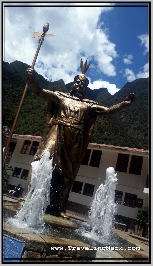Photo: Fountain with Statue of Inca in Aguas Calientes